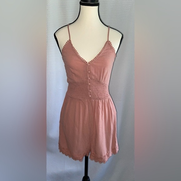 Women’s H&M dusty‎ rose sleeveless smock-detail romper size small NWT - Picture 3 of 14